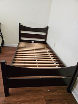 Twin frame