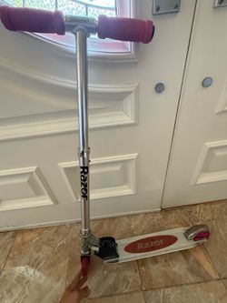 Razor scooter