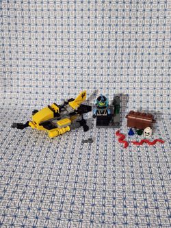 LEGO 7770 Deep Sea Treasure Hunter Incomplete (Missing pieces below)