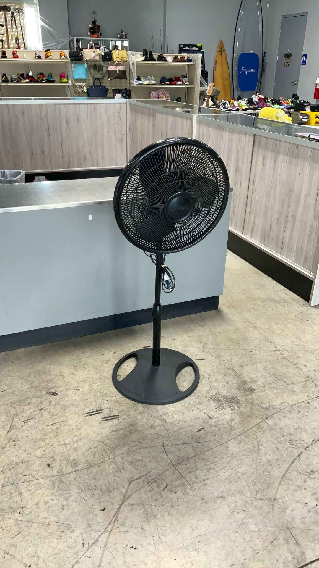 Lasko Oscillating Fan