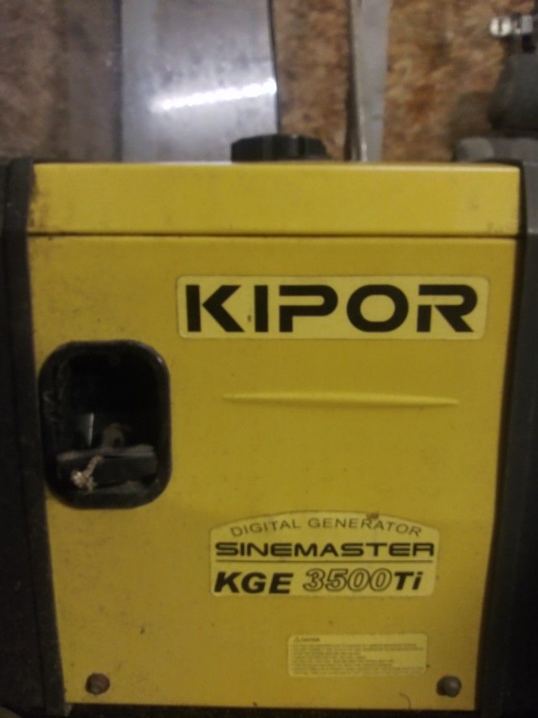 3500 Watt Quiet Generator
