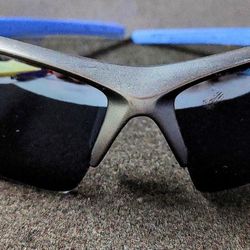 New With Tags Foster Grant Ironman Impact Resistant Lens 💯 UVA UVB Protection