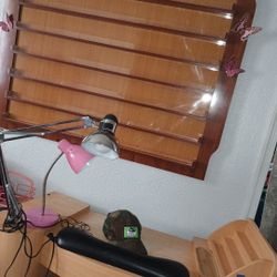 Nail table and nail polish rack