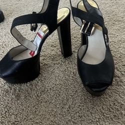Micheal Kors Heels 