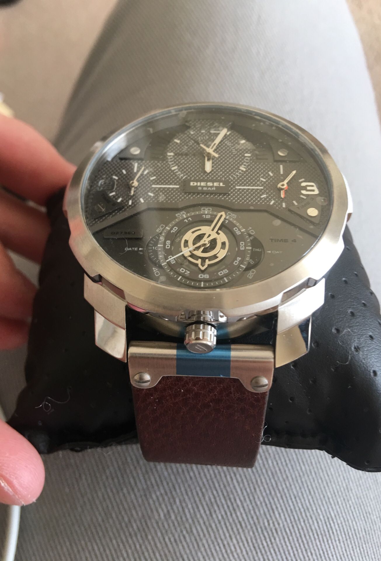 Diesel watch D27360 brand new