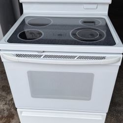 G.E Electric Stove 