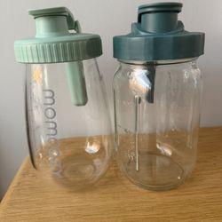 Momcozy & Willow Pitchers