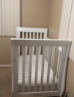 Baby crib