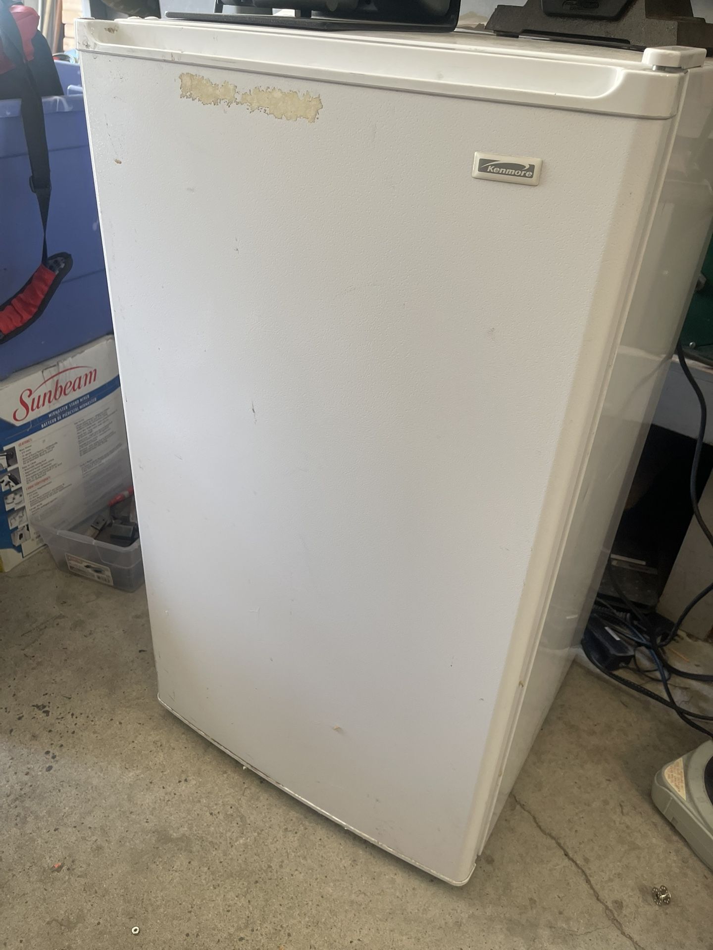 Kenmore Mini Fridge
