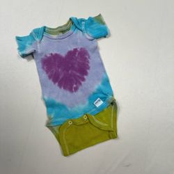 Gerber Just Born Tie-Dye Baby Onesie Bodysuit 100% Cotton