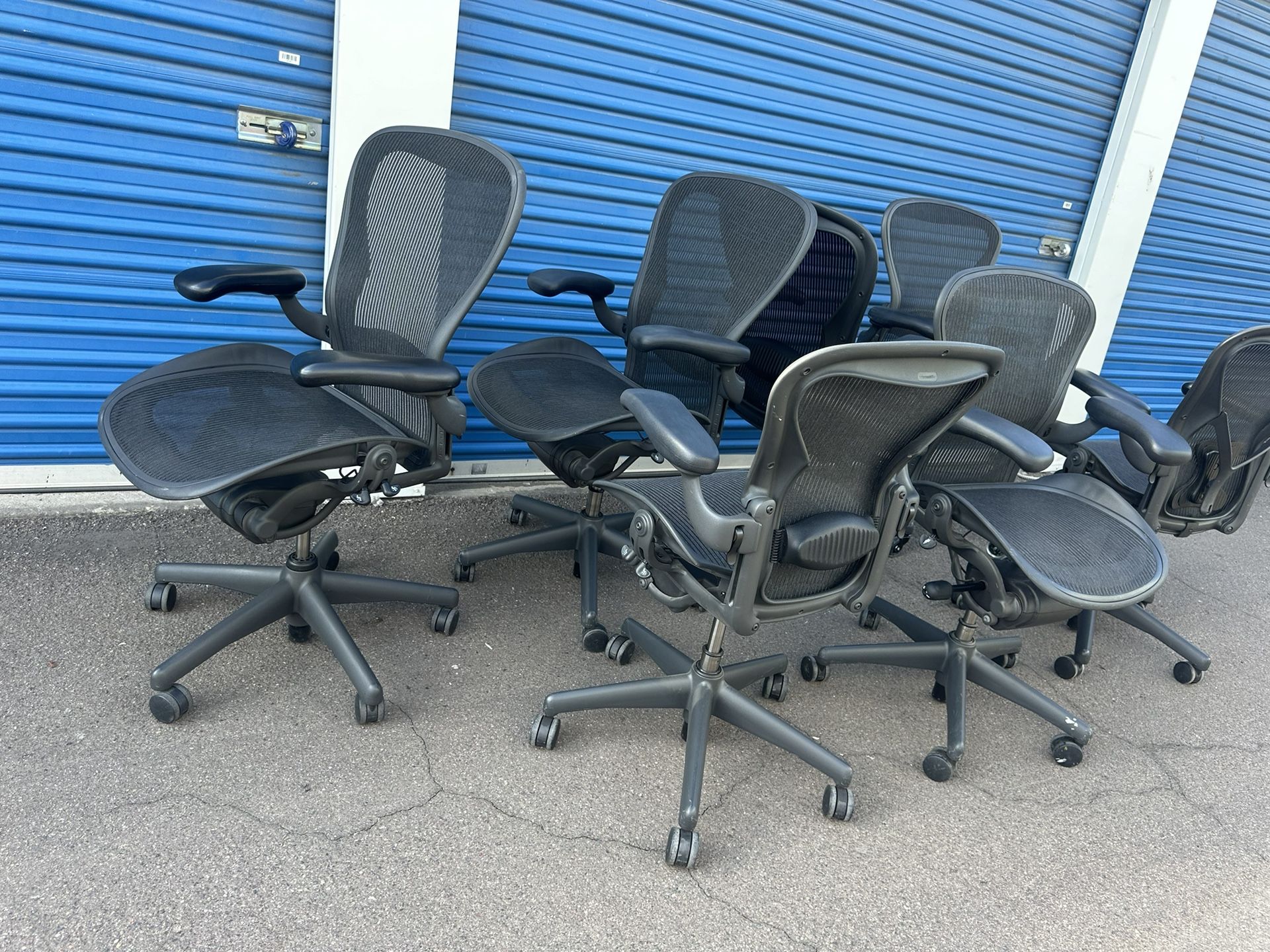 Herman Miller Aeron A / B / C Office Chair Like New Fully Loaded With Back Support 
