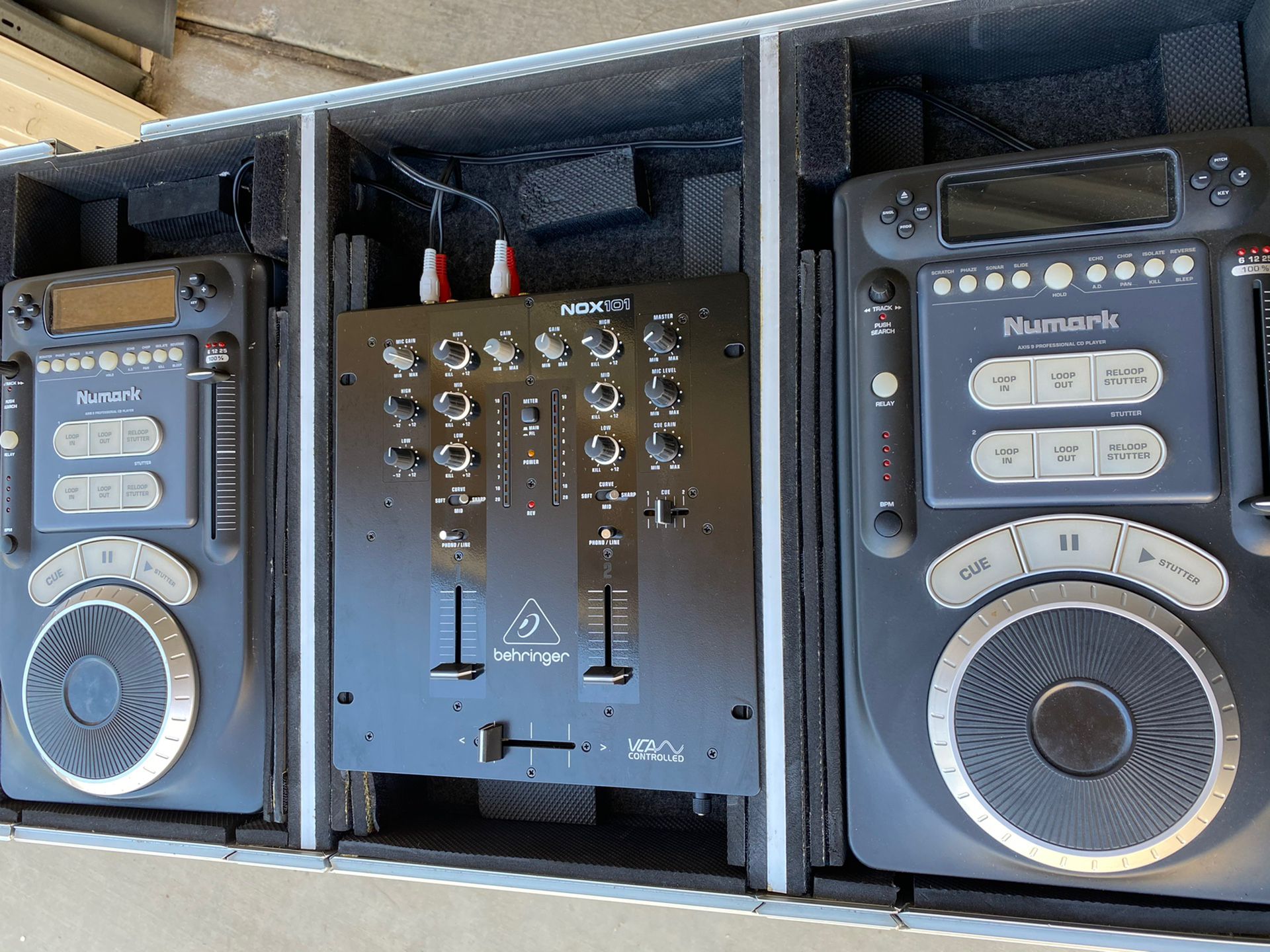 CD Turntables, Mixer, Case And Stand