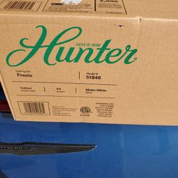 Hunter Ceiling Fan NEW!  NO LIGHT ATTACHMENT