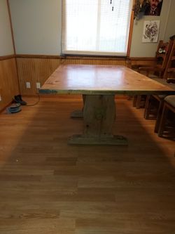 Table Real Wood Great Comdition With 6chairs 