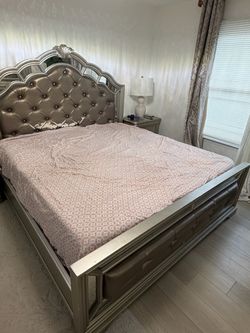King Bed Frame Glam Silver Tufted Headboard