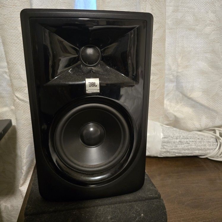 JBL 3 MkII Studio Monitors/Speakers