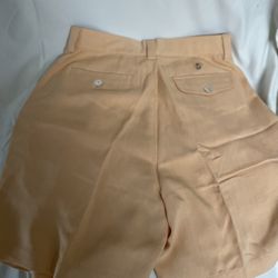 Tommy Bahama Size 6 Golf Shorts, Peach color
