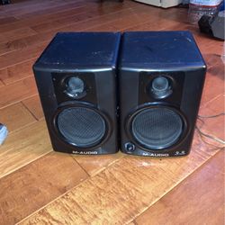 Speakers 