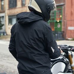 KLIM MENS STOW AWAY JACKET  SIZE (XS)