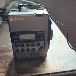 Sony Walkman WM-FX40 Auto Reverse Portable Personal Cassette Player perfect Working 