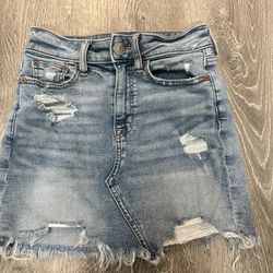American Eagle Super Stretch Size:00 Preloved  Price:$9