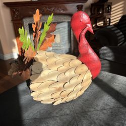 Large Turkey display.