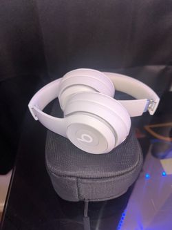 Beats by Dr. Dre Solo 4 Bluetooth Headband Headphones Gray w/ Case