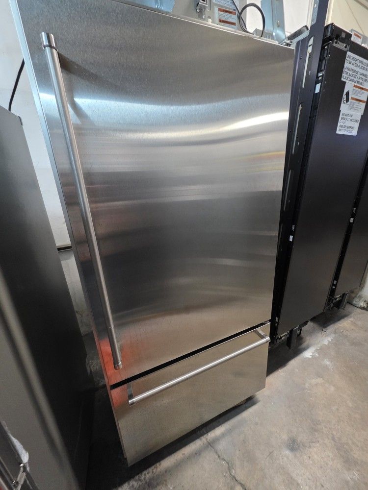 36" KITCHENAID BUILT IN BOTTOM FREEZER STAINLESS STEEL