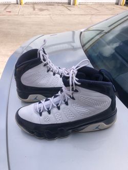 Air Jordan : size 8UK