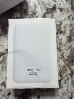 MagSafe battery pack  pink