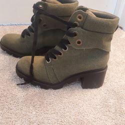 Maurices Green Boots Size 7.5