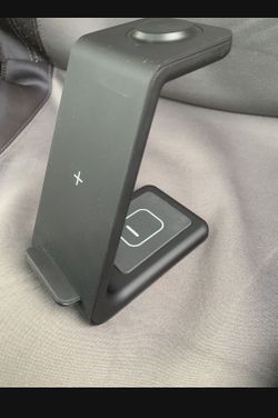 Wireless Charger 3-in-1  iPhone. Apple Watch. AirPods 