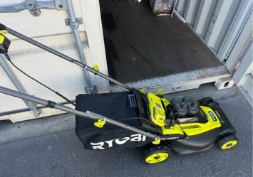 RYOBI ONE+ HP 18V Brushless 16 in. Cordless Battery Walk Behind Push Lawn Mower with (2) 4.0 Ah Batteries and (1) Charger