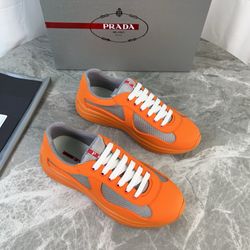 Prada Men’s Sneaker With Box New 