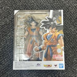 SHF Sh Figuarts Goku Super Hero 