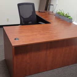 Office Desk