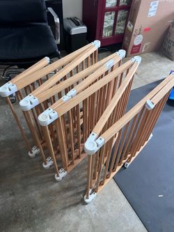 ComfyCubs Wooden Baby playpen in natural, Fence, Gate