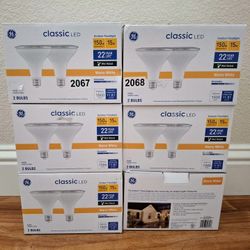 GE LED 150 Watt Equiv. Floodlight