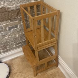 Kid/Toddler kitchen Stand