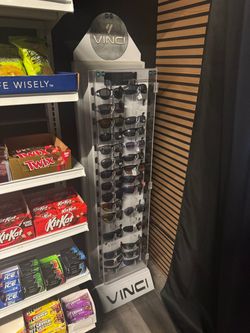 Vinci Locking Sunglasses Display With Inventory
