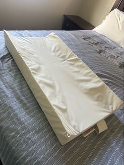 Munchkin Secure Grip Waterproof Diaper Changing Pad make a offer