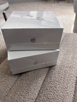 Airpods Pro 2nd Gen Sealed 30$ off 160$ to 130$