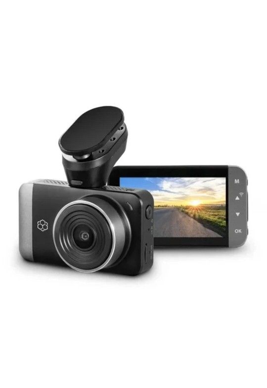 Yada 4K Roadcam Pro GPS W/ App/ 150 Degree Wide Angle/ 3" Screen/UHD/G-Sensor Unused No Box Works Includes USB charger. The image shows the Yada 4K Ro