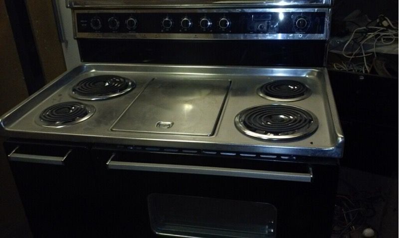 Kenmore gourmet edition electric stove w griddle