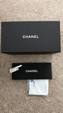 Authentic Chanel Empty  Storage Gift Box w Booklet 7.25”x4”x3”