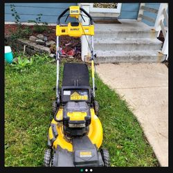 Dewalt Lawn Mower Self Drive 20V Max And Bateries 10ah
