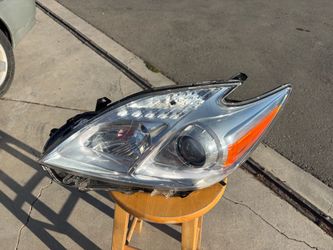TOYOTA PRIUS HEADLIGHT 12-15