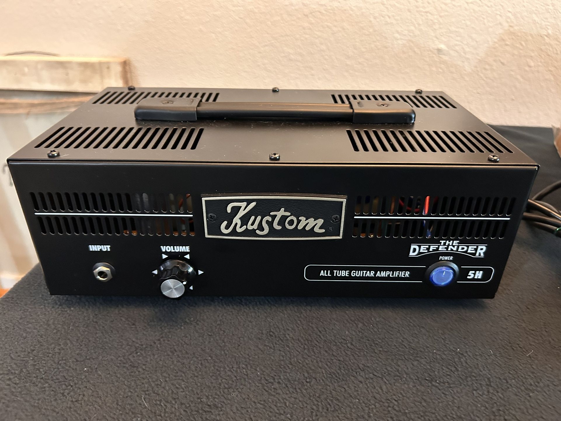 Kustom The Defender All Tube Guitar Amp Head 5H Guitar Amp Head