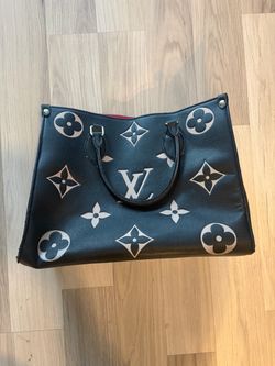 LV purse
