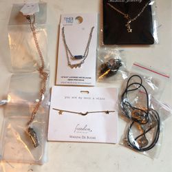 Woman’s Necklaces